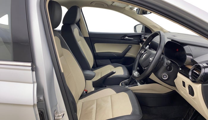 2022 Skoda SLAVIA STYLE 1.5L TSI DSG, Petrol, Automatic, 50,227 km, Right Side Front Door Cabin