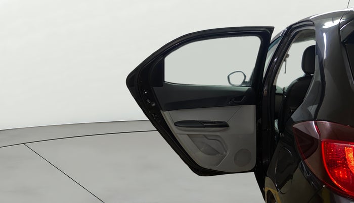 2023 Tata Tiago XT CNG, CNG, Manual, 52,481 km, LHS Rear Door