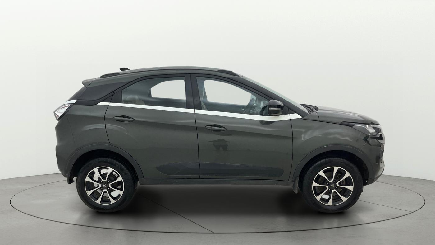 2021 Tata NEXON XZA PLUS DIESEL, Diesel, Automatic, 75,535 km, Right Side View