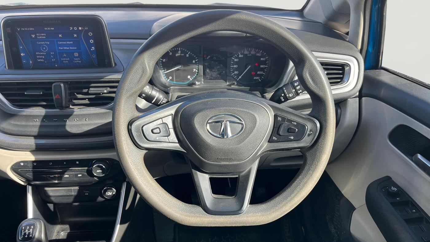 2022 Tata ALTROZ XZ DIESEL, Diesel, Manual, 95,070 km, Steering Wheel Close Up