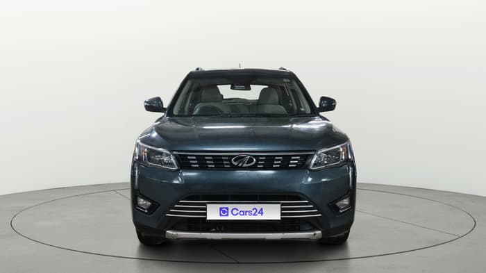 2022 Mahindra XUV300 W8 1.2 PETROL, Petrol, Manual, 29,526 km, Front