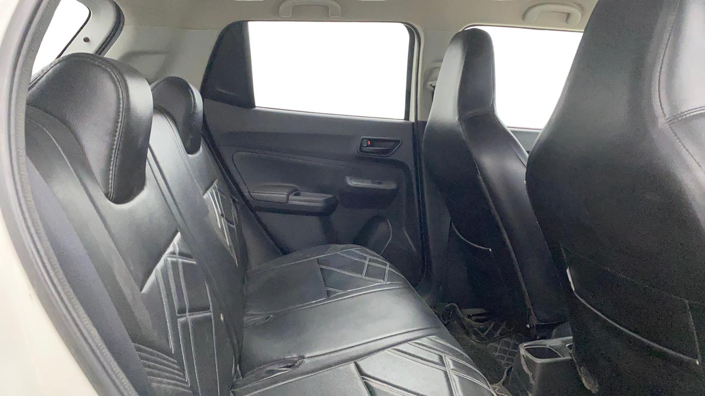 2022 Maruti Swift LXI, Petrol, Manual, 36,541 km, Right Side Rear Door Cabin
