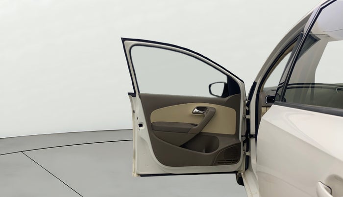 2014 Skoda Rapid ELEGANCE 1.6 MPI AT, CNG, Automatic, 43,105 km, LHS Front Door