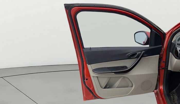 2017 Tata Tiago XT PETROL, Petrol, Manual, 44,579 km, LHS Front Door