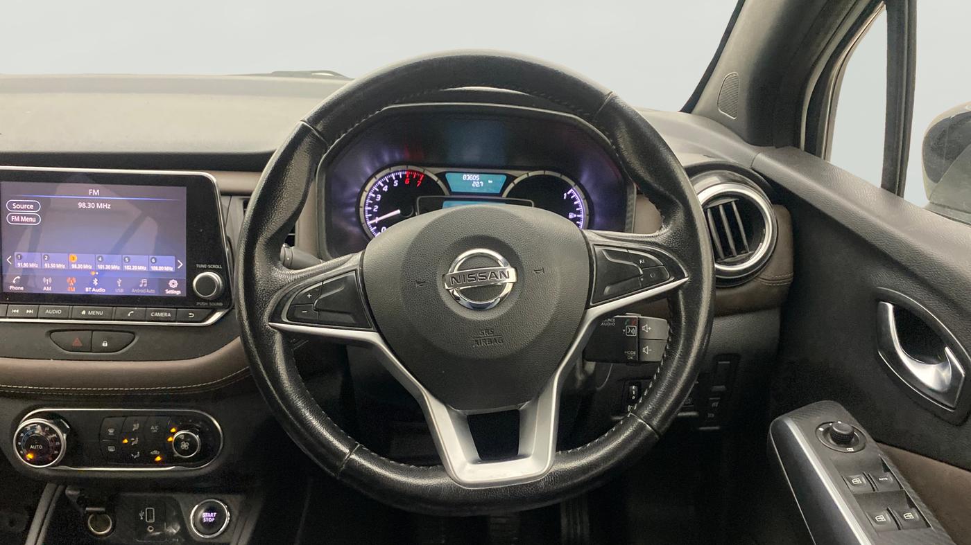 2020 Nissan Kicks XV PREMIUM (O) TURBO 1.3 DUAL TONE, Petrol, Manual, 83,582 km, Steering Wheel Close Up