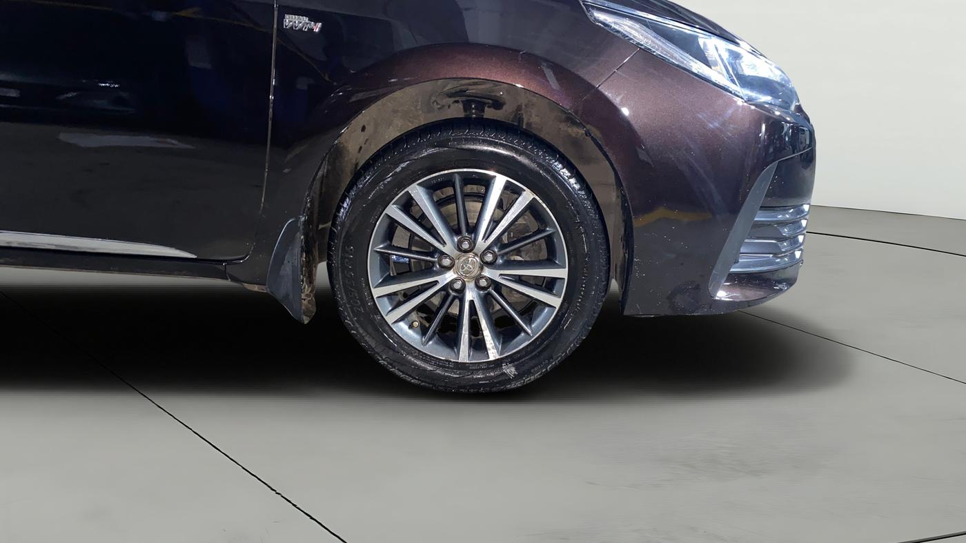 2018 Toyota Corolla Altis GL PETROL, Petrol, Manual, 88,507 km, Right Front Wheel