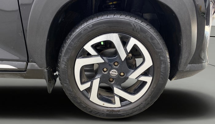 2022 Nissan MAGNITE XV MT, Petrol, Manual, 44,190 km, Right Front Wheel