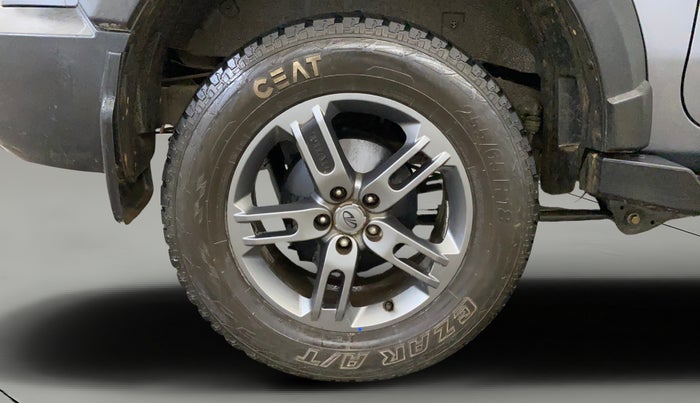 2022 Mahindra Thar LX HT PETROL 4WD MT, Petrol, Manual, 27,543 km, Right Rear Wheel