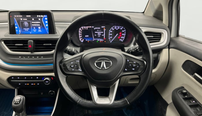 2022 Tata ALTROZ XZ PLUS PETROL, Petrol, Manual, 38,170 km, Steering Wheel Close Up