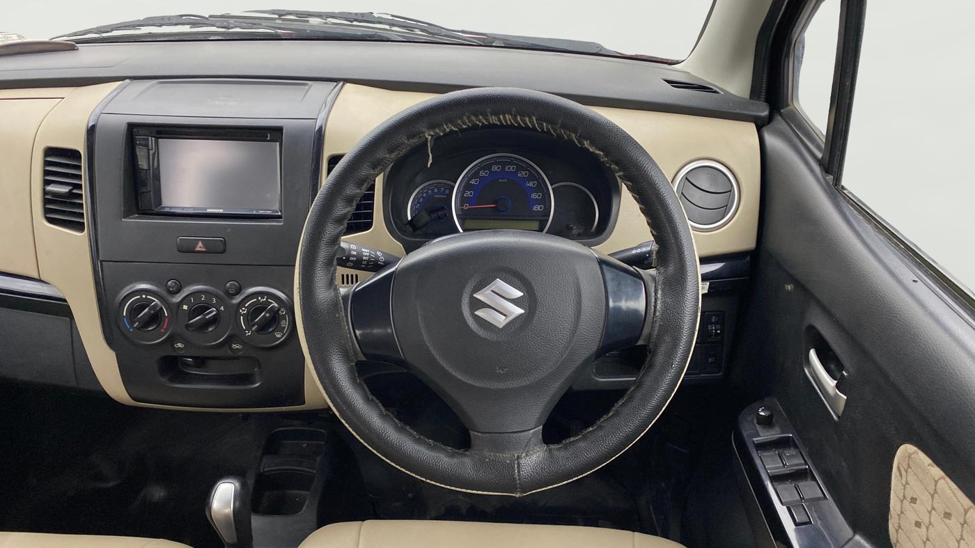 2018 Maruti Wagon R 1.0 VXI AMT, Petrol, Automatic, 83,597 km, Steering Wheel Close Up