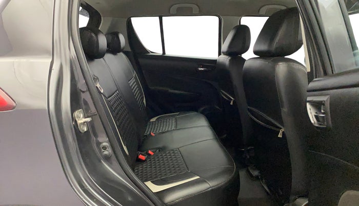 2017 Maruti Swift VXI, Petrol, Manual, 64,981 km, Right Side Rear Door Cabin