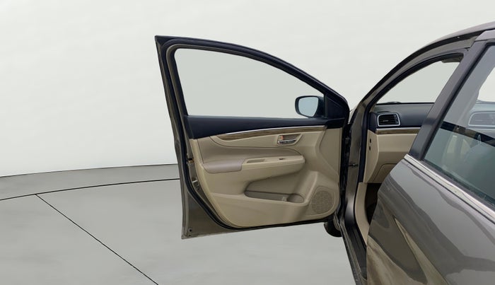 2018 Maruti Ciaz ALPHA DIESEL 1.3, Diesel, Manual, 97,854 km, LHS Front Door