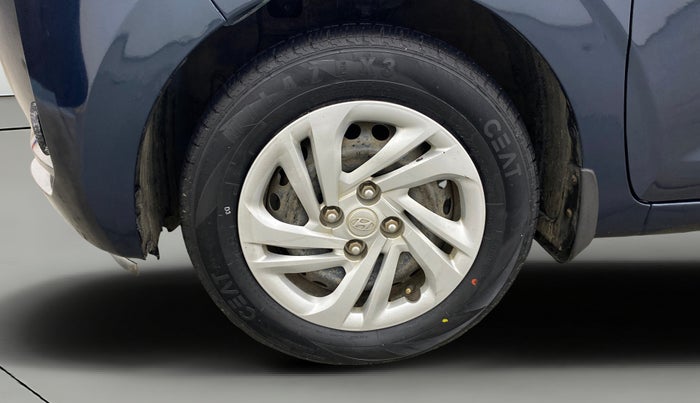 2021 Hyundai GRAND I10 NIOS MAGNA AMT 1.2 KAPPA VTVT, Petrol, Automatic, 1,00,812 km, Left Front Wheel