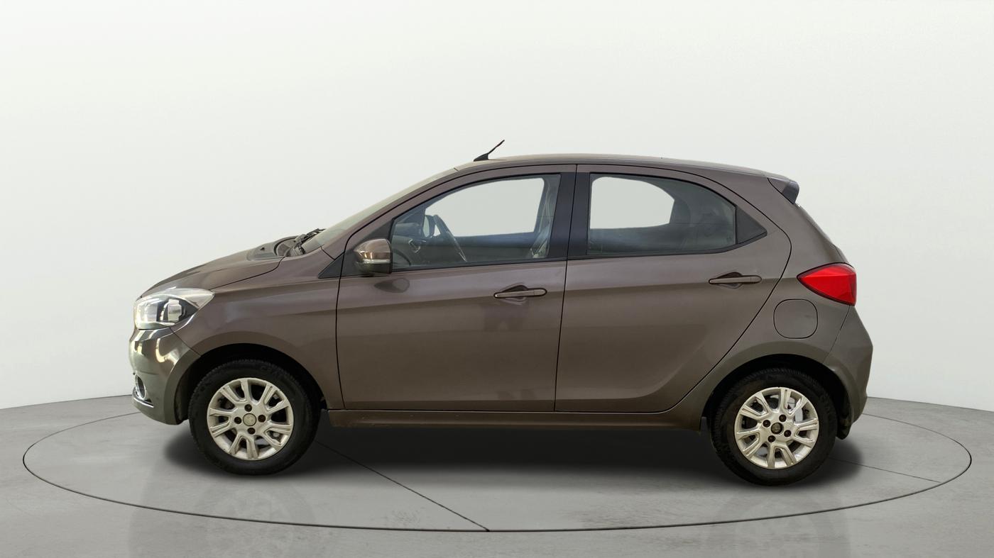 2016 Tata Tiago XZ PETROL, Petrol, Manual, 22,604 km, Left Side