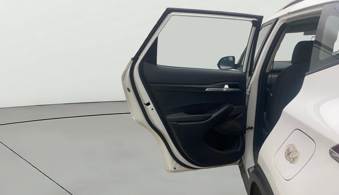 2023 KIA SELTOS HTE 1.5 DIESEL, Diesel, Manual, 1,21,707 km, LHS Rear Door