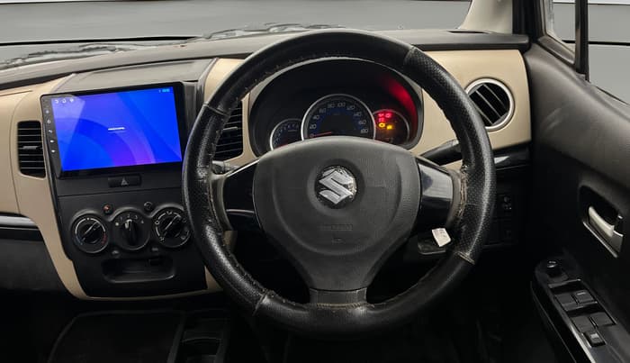2017 Maruti Wagon R 1.0 VXI+ (O) MT, Petrol, Manual, 90,206 km, Steering Wheel Close Up
