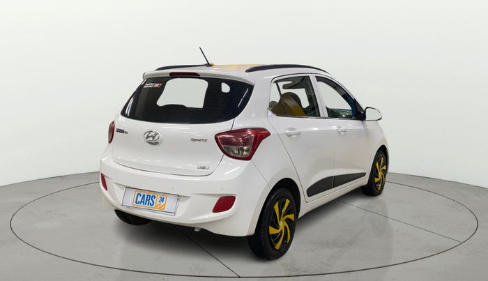 2016 Hyundai Grand i10 SPORTZ 1.2 KAPPA VTVT, Petrol, Manual, 94,743 km, Right Back Diagonal