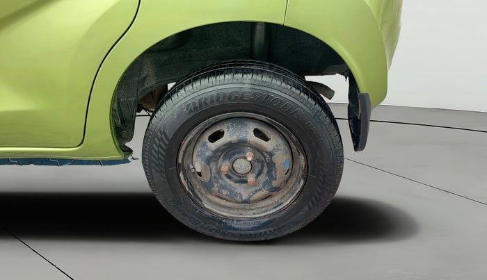 2016 Datsun Redi Go S, Petrol, Manual, 95,733 km, Left Rear Wheel