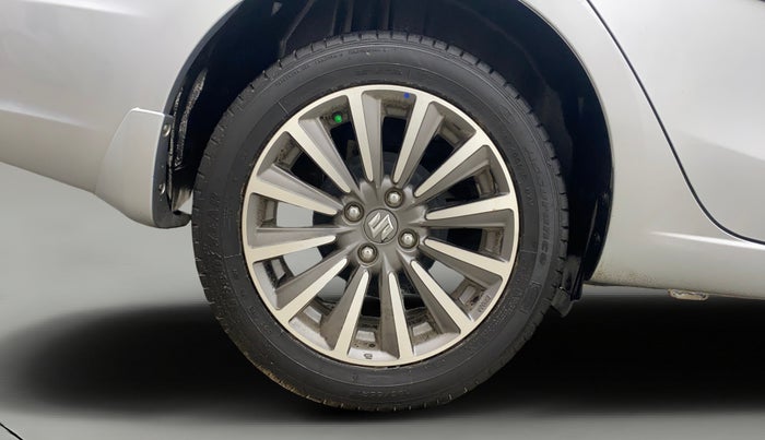 2022 Maruti Ciaz ALPHA 1.5 SHVS PETROL, Petrol, Manual, 34,894 km, Right Rear Wheel