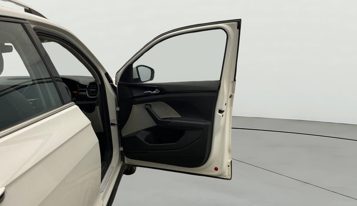 2022 Skoda KUSHAQ STYLE 1.0L TSI AT (6 AIRBAGS), Petrol, Automatic, 24,434 km, RHS Front Door