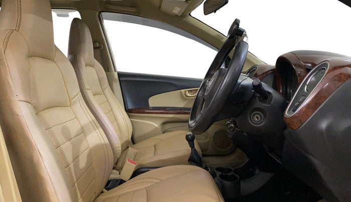 2015 Honda Mobilio 1.5L I-VTEC V, Petrol, Manual, 77,151 km, Right Side Front Door Cabin