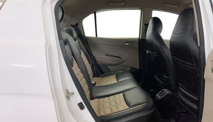 2022 Hyundai NEW SANTRO SPORTZ AMT, Petrol, Automatic, 15,796 km, Right Side Rear Door Cabin