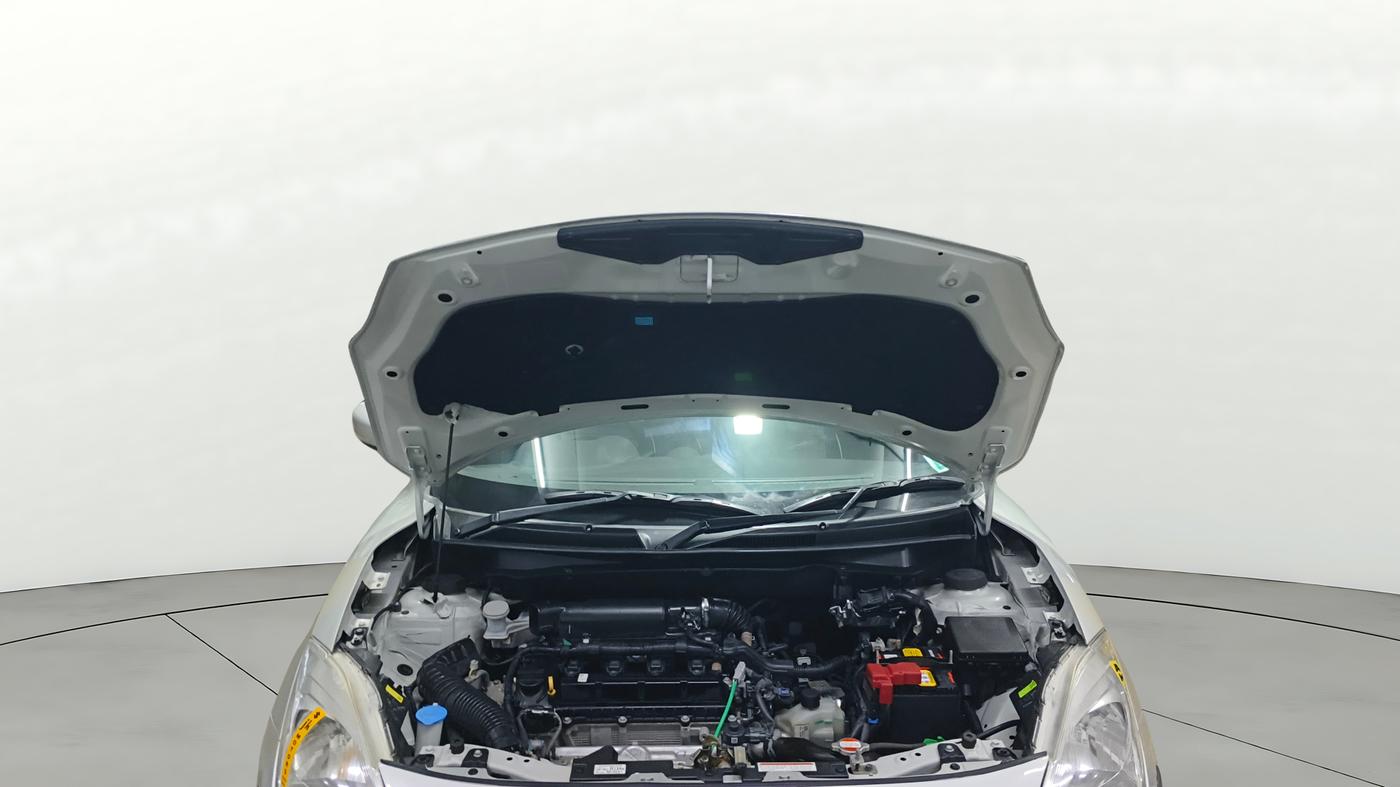 2022 Maruti Swift VXI AMT, Petrol, Automatic, 24,411 km, Open Bonet