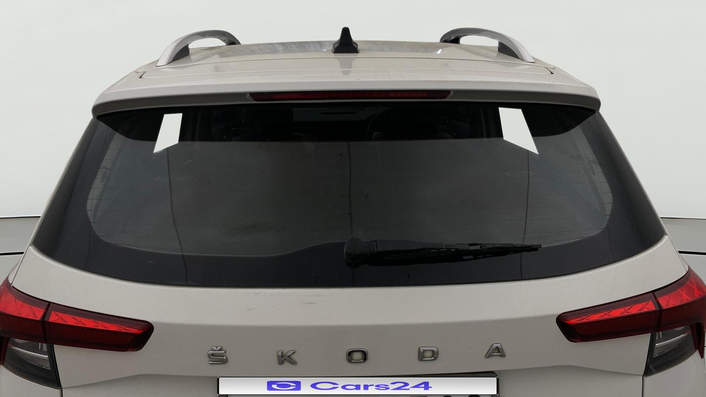 2021 Skoda KUSHAQ STYLE 1.0L TSI MT, Petrol, Manual, 79,188 km, Rear Windshield