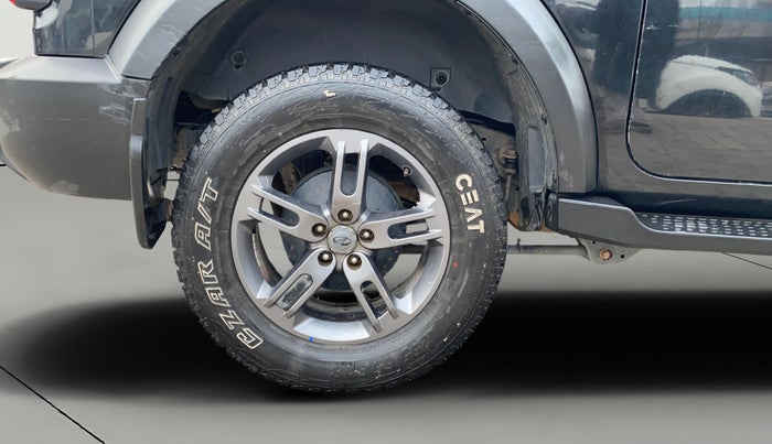 2021 Mahindra Thar LX D AT 4WD HT, Diesel, Automatic, 85,850 km, Right Rear Wheel