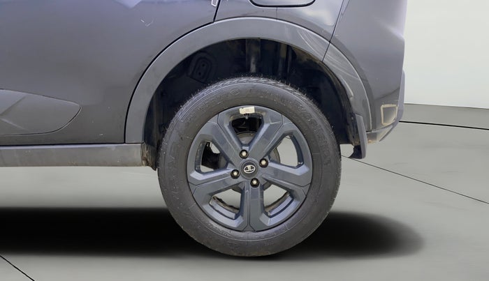 2022 Tata NEXON XZA PLUS PETROL DARK EDITION, Petrol, Automatic, 32,961 km, Left Rear Wheel