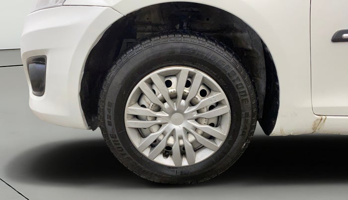 2014 Maruti Swift Dzire LXI, Petrol, Manual, 69,905 km, Left Front Wheel