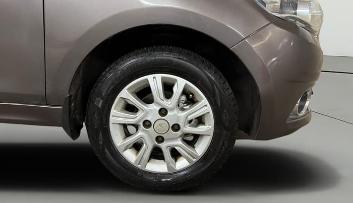 2016 Tata Tiago XZ PETROL, Petrol, Manual, 51,184 km, Right Front Wheel