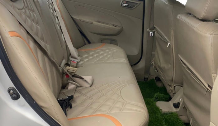 2015 Maruti Swift Dzire VXI, Petrol, Manual, 85,119 km, Right Side Rear Door Cabin