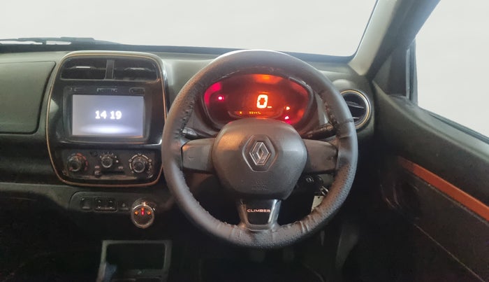 2017 Renault Kwid CLIMBER 1.0 AMT, Petrol, Automatic, 55,438 km, Steering Wheel Close Up