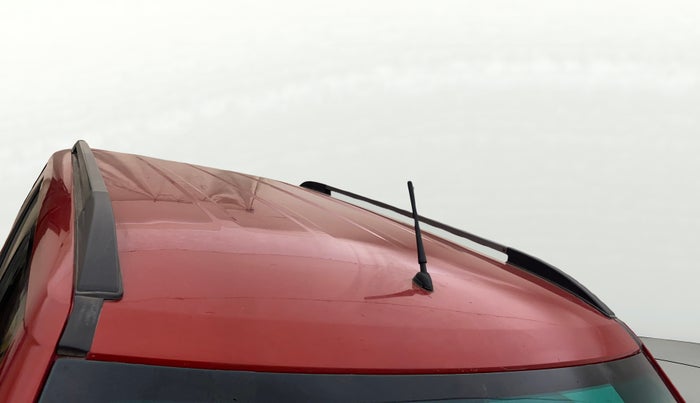 2018 Mahindra TUV300 T10, Diesel, Manual, 1,02,111 km, Roof