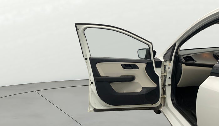 2021 Tata ALTROZ XM DIESEL, Diesel, Manual, 34,587 km, LHS Front Door