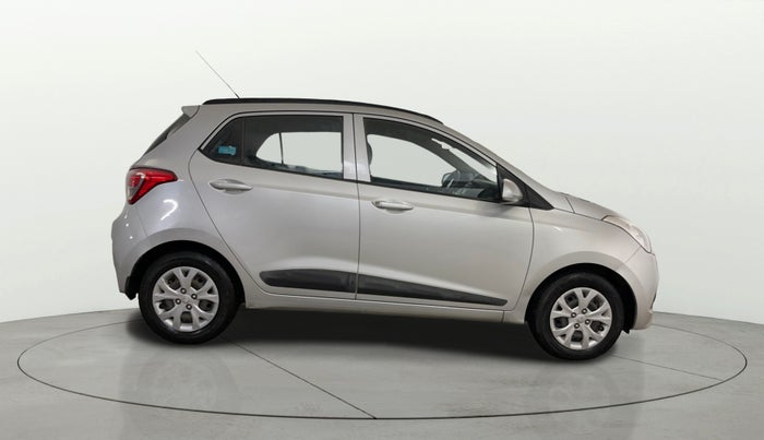 2016 Hyundai Grand i10 SPORTZ 1.2 KAPPA VTVT, Petrol, Manual, 38,981 km, Right Side View