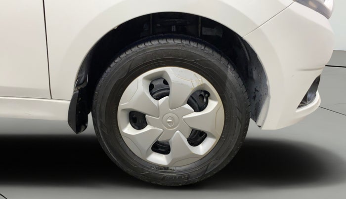 2017 Tata Tiago XT PETROL, CNG, Manual, 56,632 km, Right Front Wheel