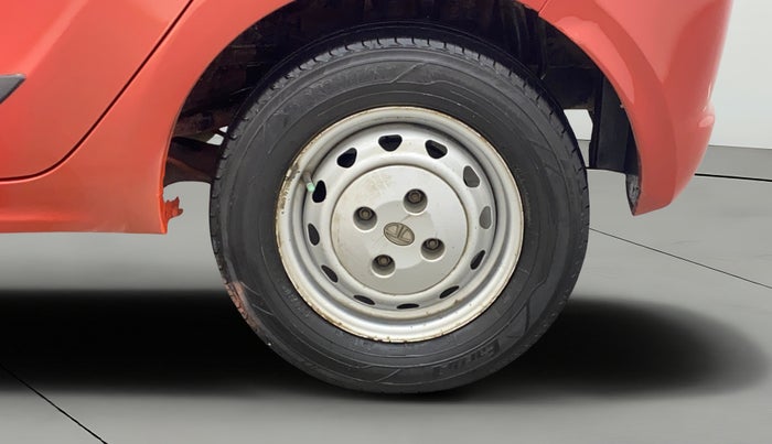 2017 Tata Tiago XM PETROL, Petrol, Manual, 1,04,640 km, Left Rear Wheel