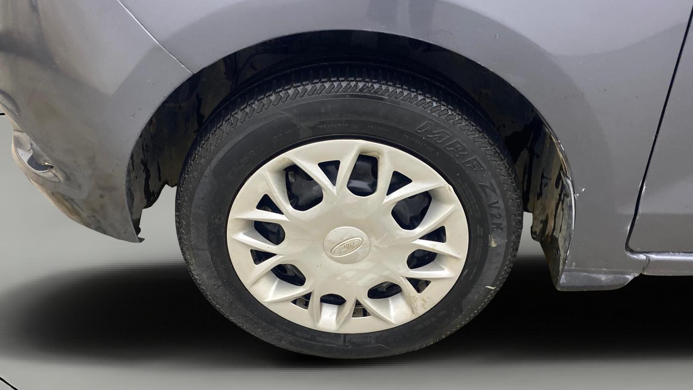 2015 Ford New Figo TREND 1.2 PETROL, Petrol, Manual, 35,120 km, Left Front Wheel