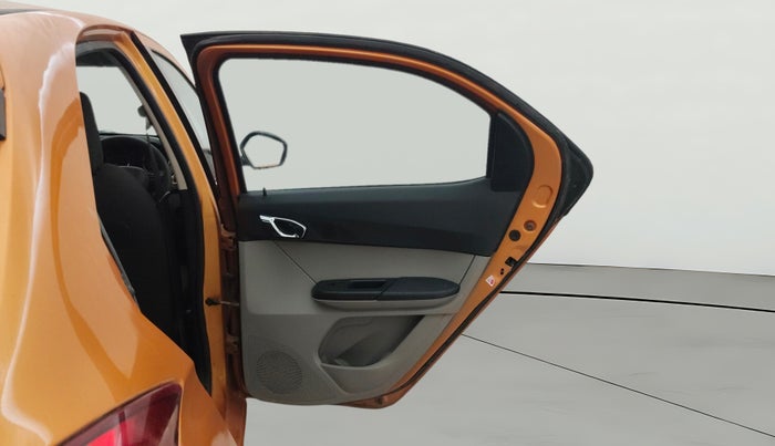 2018 Tata Tiago XZA PETROL, Petrol, Automatic, 1,45,004 km, RHS Rear Door
