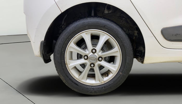 2015 Hyundai Grand i10 ASTA AT 1.2 KAPPA VTVT, Petrol, Automatic, 36,235 km, Right Rear Wheel