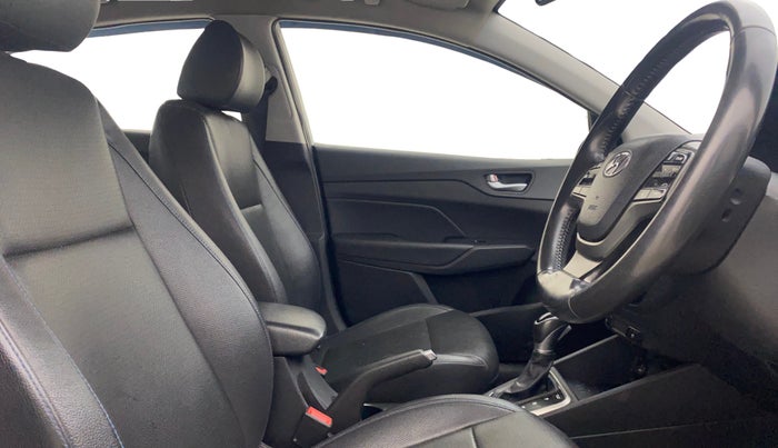 2018 Hyundai Verna 1.6 VTVT SX (O) AT, Petrol, Automatic, 35,556 km, Right Side Front Door Cabin