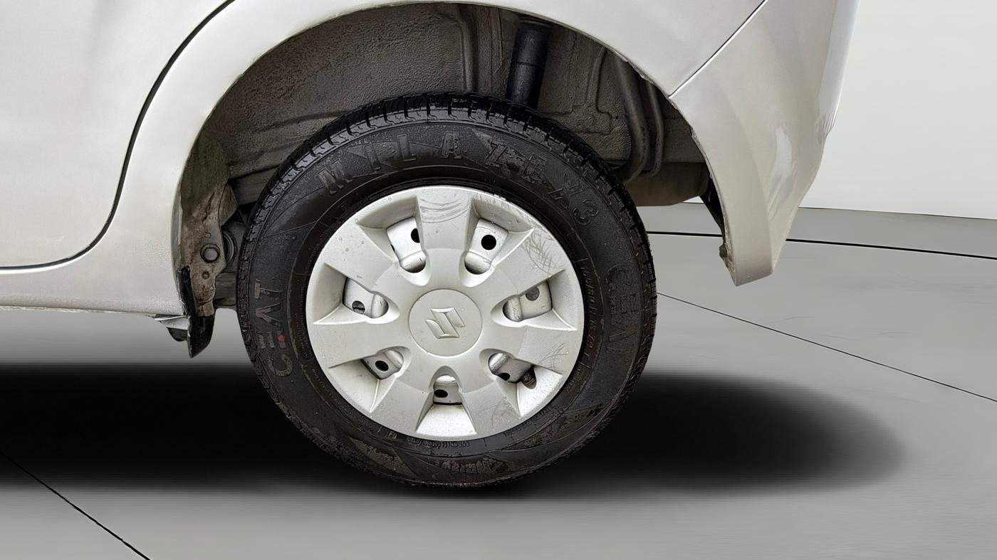 2019 Maruti New Wagon-R LXI 1.0, Petrol, Manual, 39,618 km, Left Rear Wheel