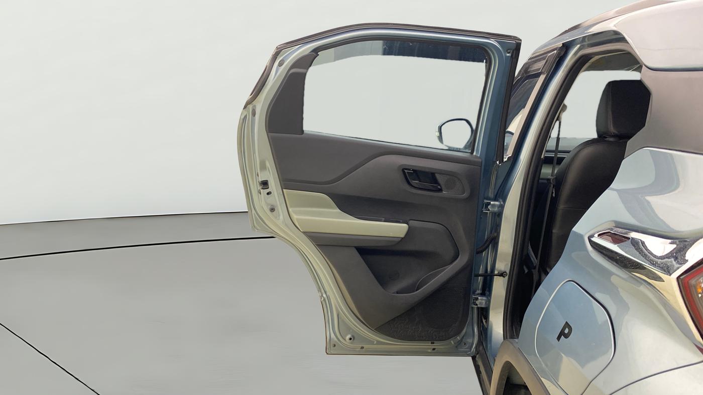 2025 Tata PUNCH Adventure Plus AMT, Petrol, Automatic, 22,576 km, LHS Rear Door