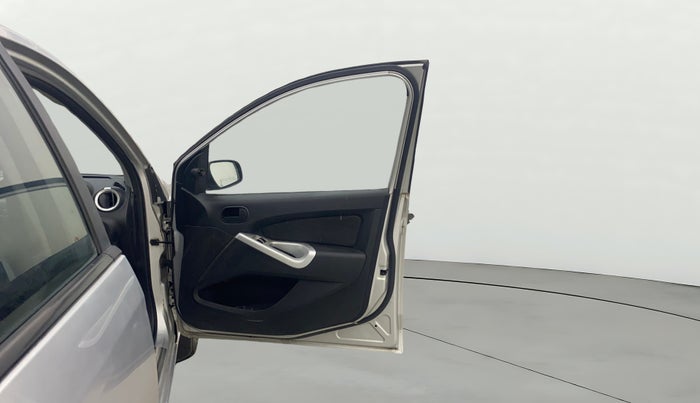 2014 Ford Figo ZXI 1.2 PETROL, Petrol, Manual, 51,337 km, RHS Front Door