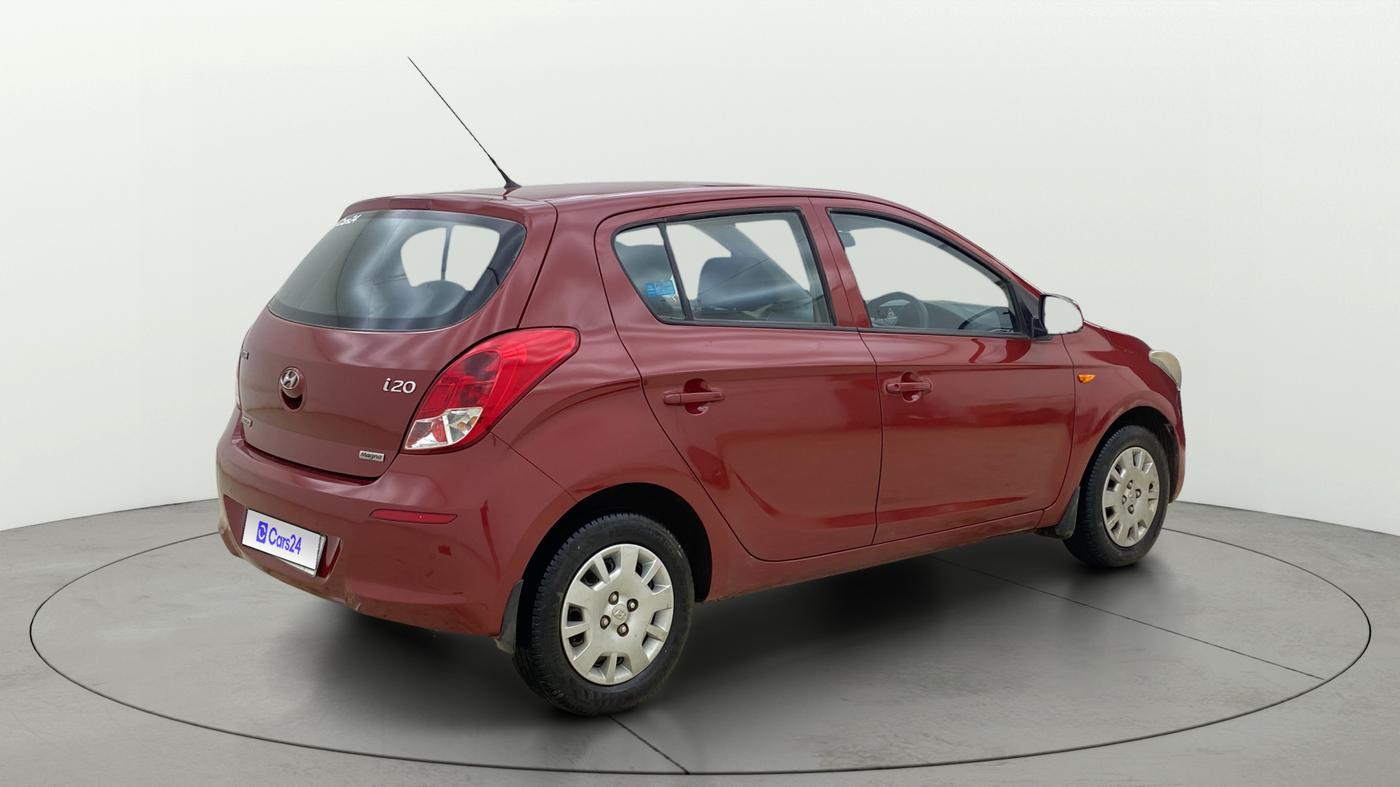 2014 Hyundai Elite i20 MAGNA 1.4 CRDI, Diesel, Manual, 1,03,711 km, Right Back Diagonal