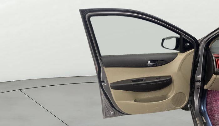 2013 Hyundai i20 SPORTZ 1.2, Petrol, Manual, 89,374 km, LHS Front Door