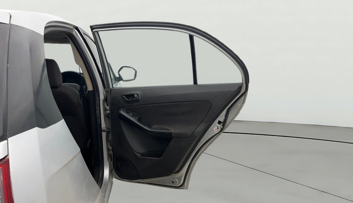 2015 Tata Bolt XM REVOTRON, Petrol, Manual, 77,367 km, RHS Rear Door