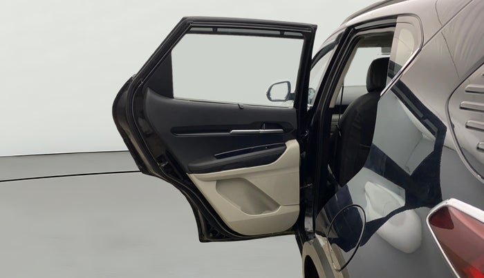 2021 KIA SONET HTX 1.0 IMT, Petrol, Manual, 1,04,326 km, LHS Rear Door